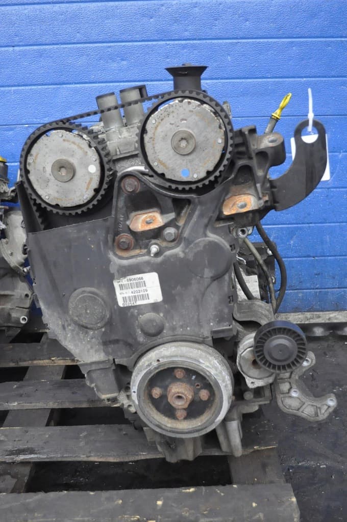 Moteur B 5254 T6 — vue 3
