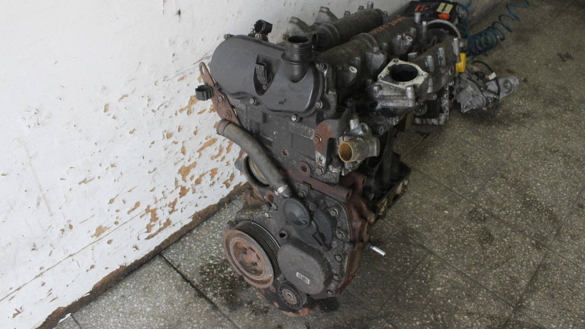 Moteur F1CFL411J — vue 4