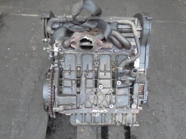 Moteur D6C (XU9J4) — vue 3