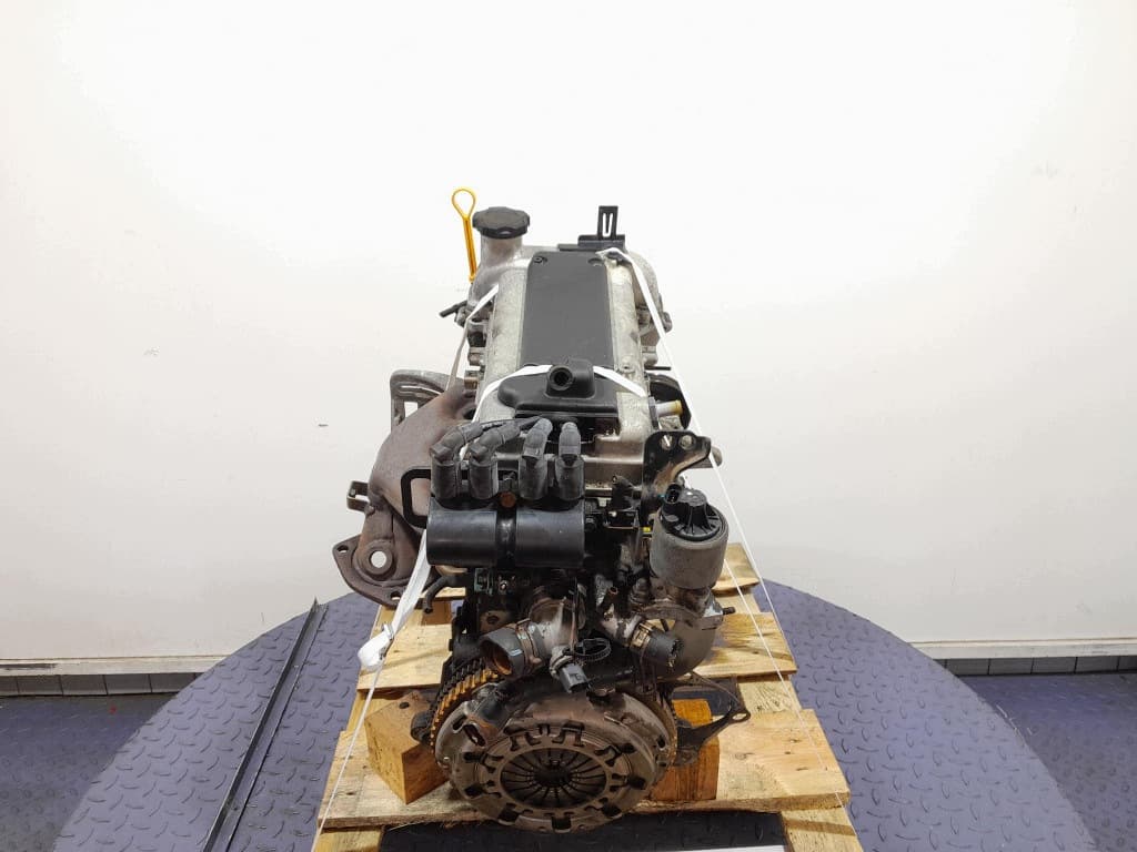 Moteur B10D1 — vue 4