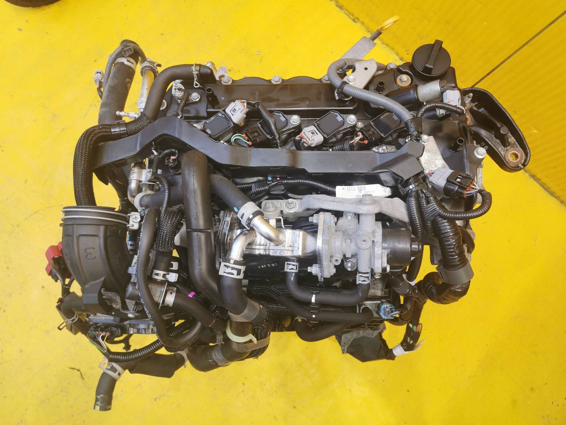 Moteur 2NR-FKE — vue 2