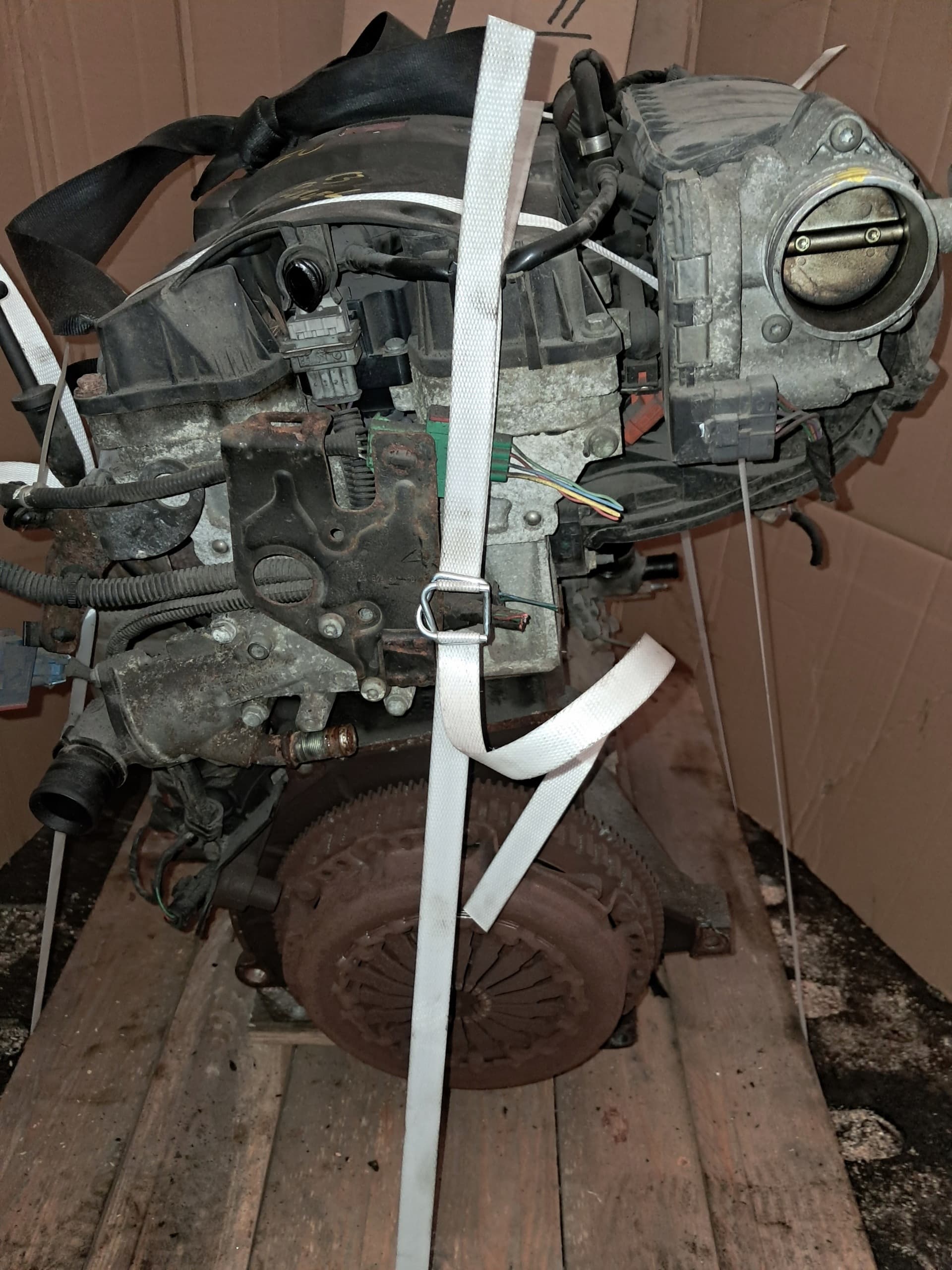 Moteur NFU (TU5JP4) — vue 5