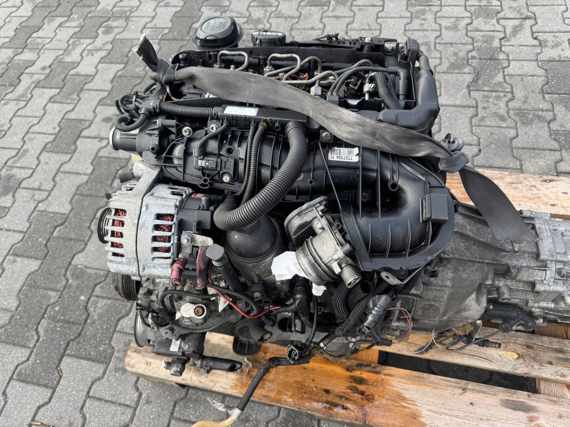 Moteur N47 D20 A — vue 5