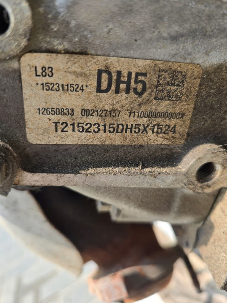 Moteur L83(325CUV8) — vue 4