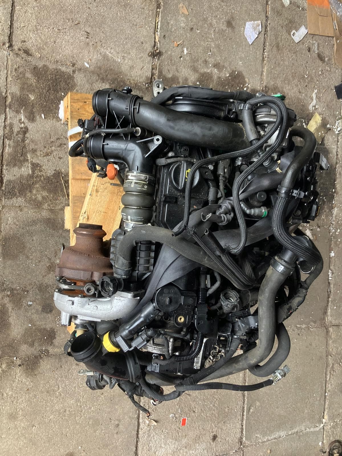 Moteur 9HC (DV6C) - Image 1
