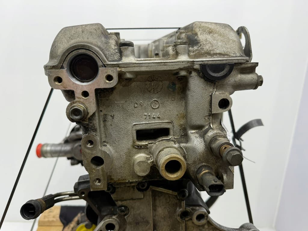 Moteur B205E — vue 5