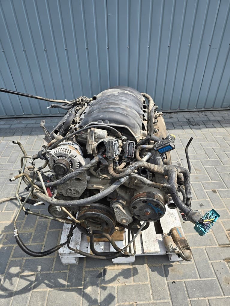 Moteur L83(325CUV8) - Image 1