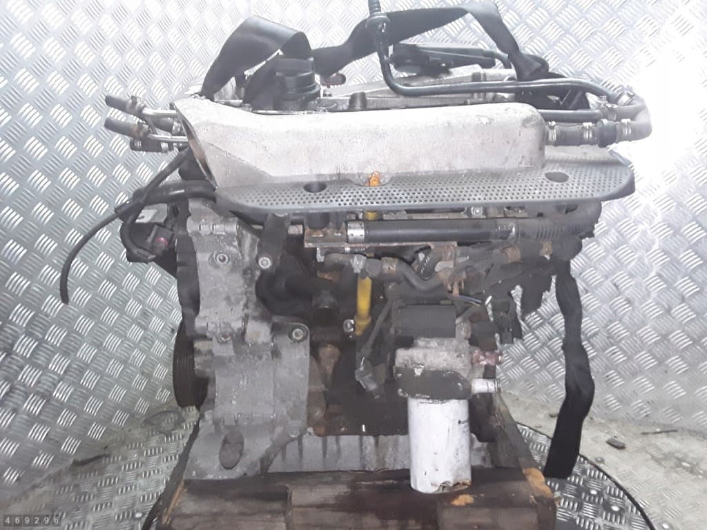 Moteur ARY — vue 2