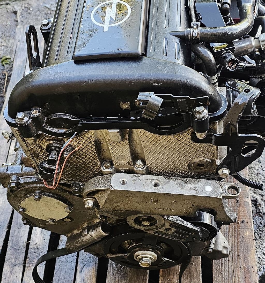 Moteur Z 22 YH — vue 2