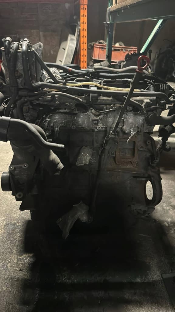 Moteur M 111.980 — vue 2