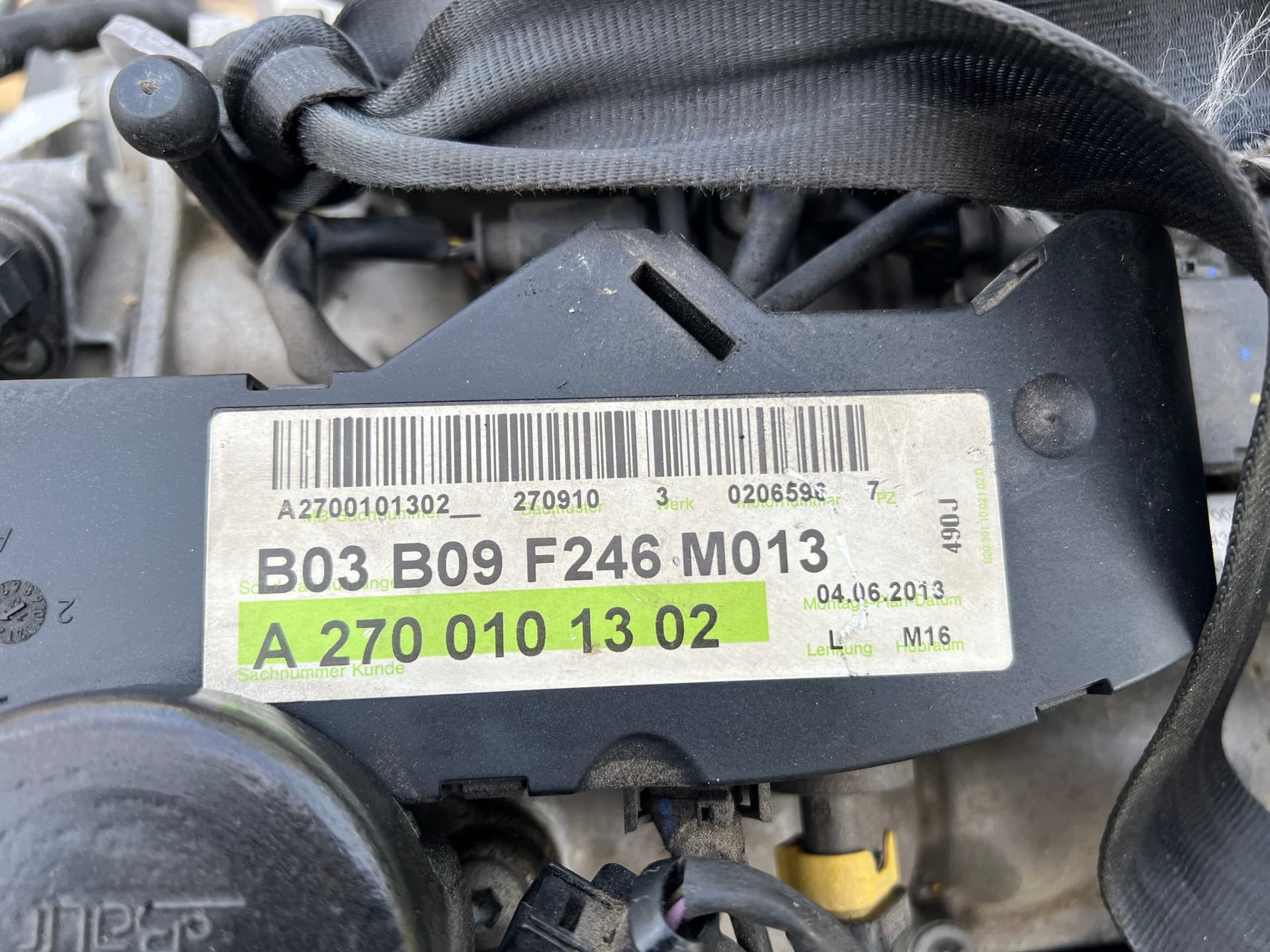 Moteur M 270.910 — vue 8