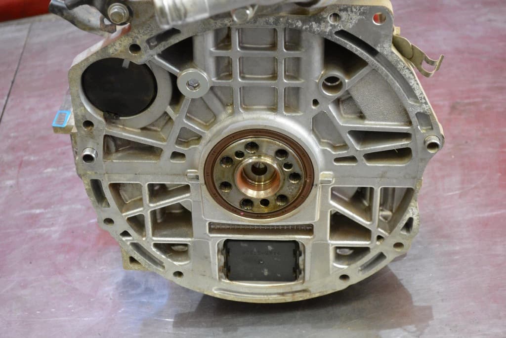 Moteur 4B11 — vue 14
