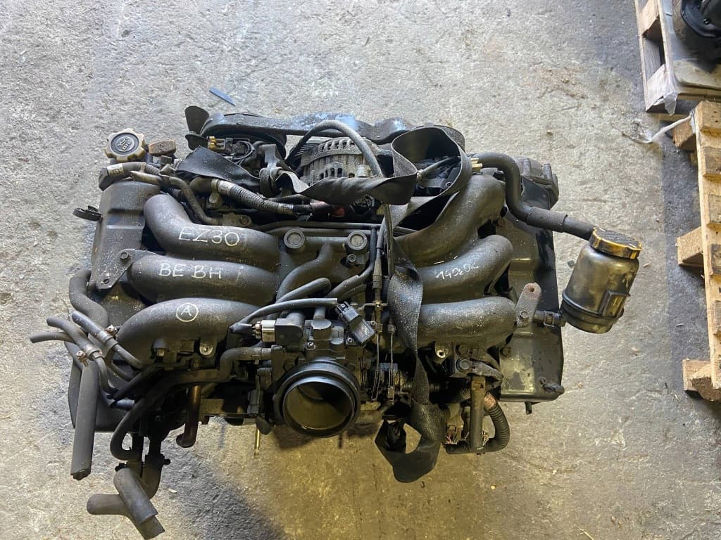 Moteur EZ30 pour Subaru Legacy 3.0 Petrol