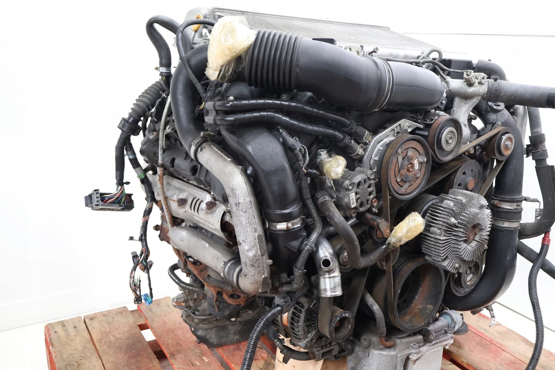 Moteur 1VD-FTV — vue 3