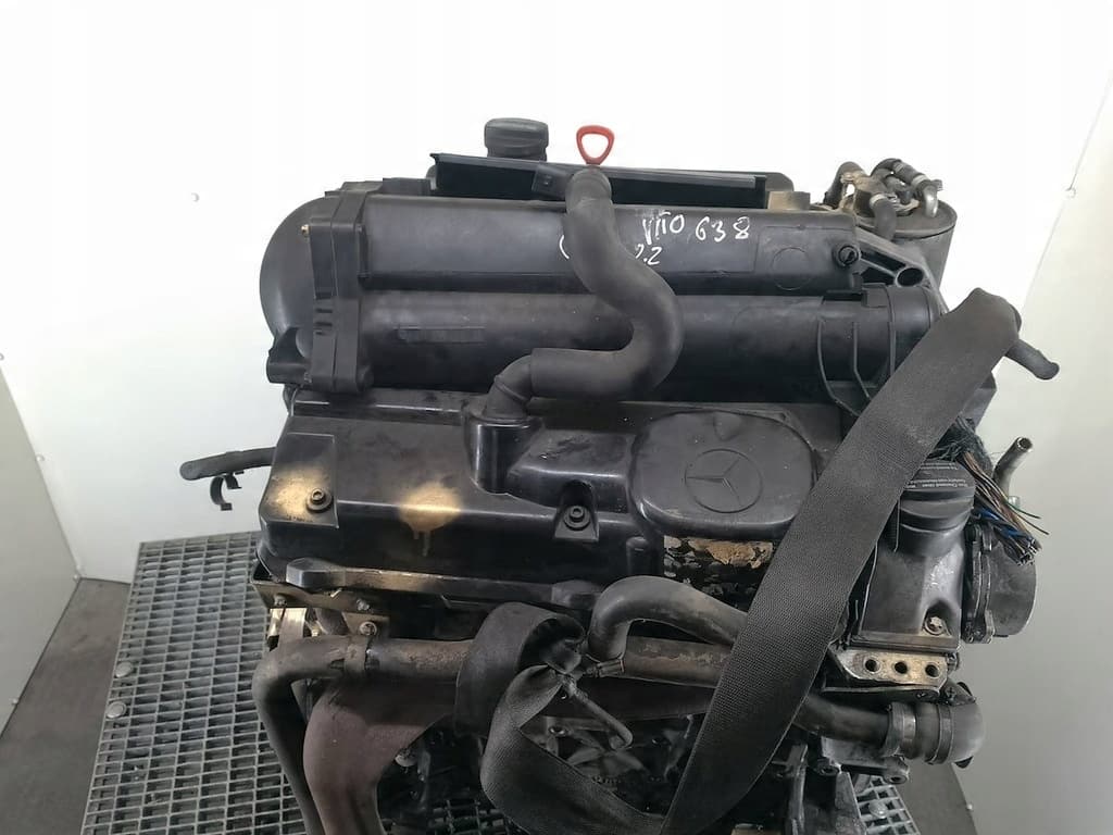 Moteur M 111.950 — vue 2