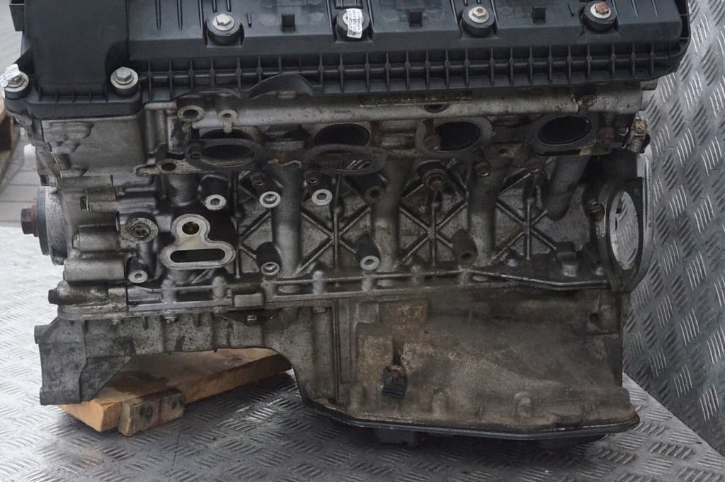 Moteur N62 B44 A — vue 5