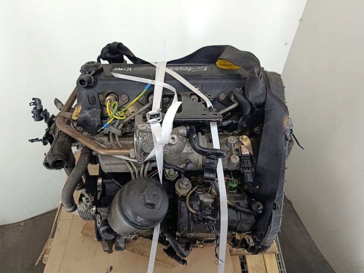 Moteur Y 17 DTL — vue 3