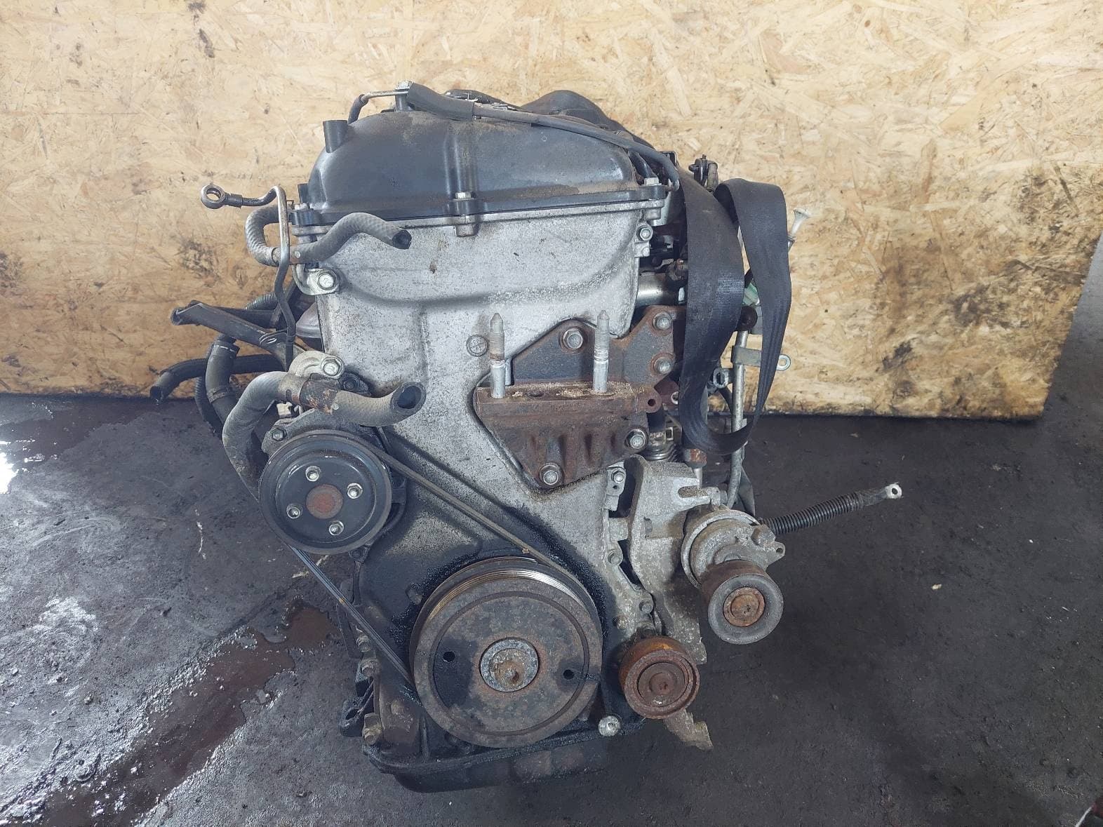 Moteur 4N13 — vue 2