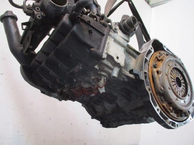 Moteur M 166.960 — vue 3