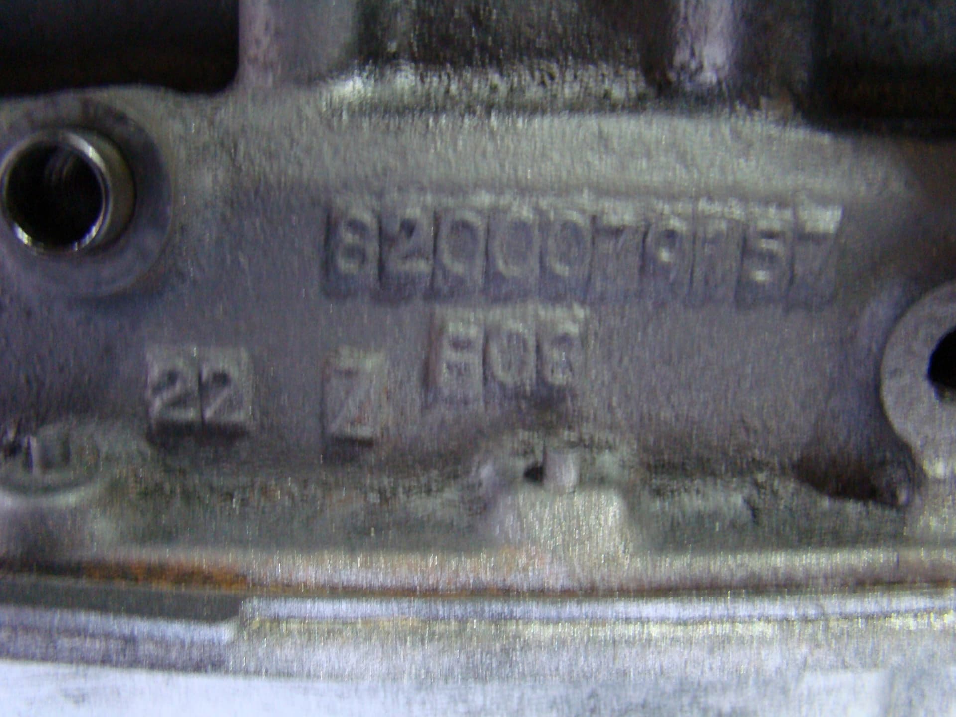 Moteur G9T 722 — vue 6