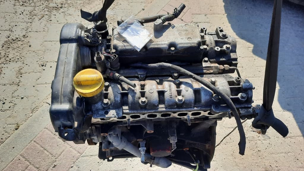 Moteur F5R 700 pour Renault Laguna 2.0 Petrol