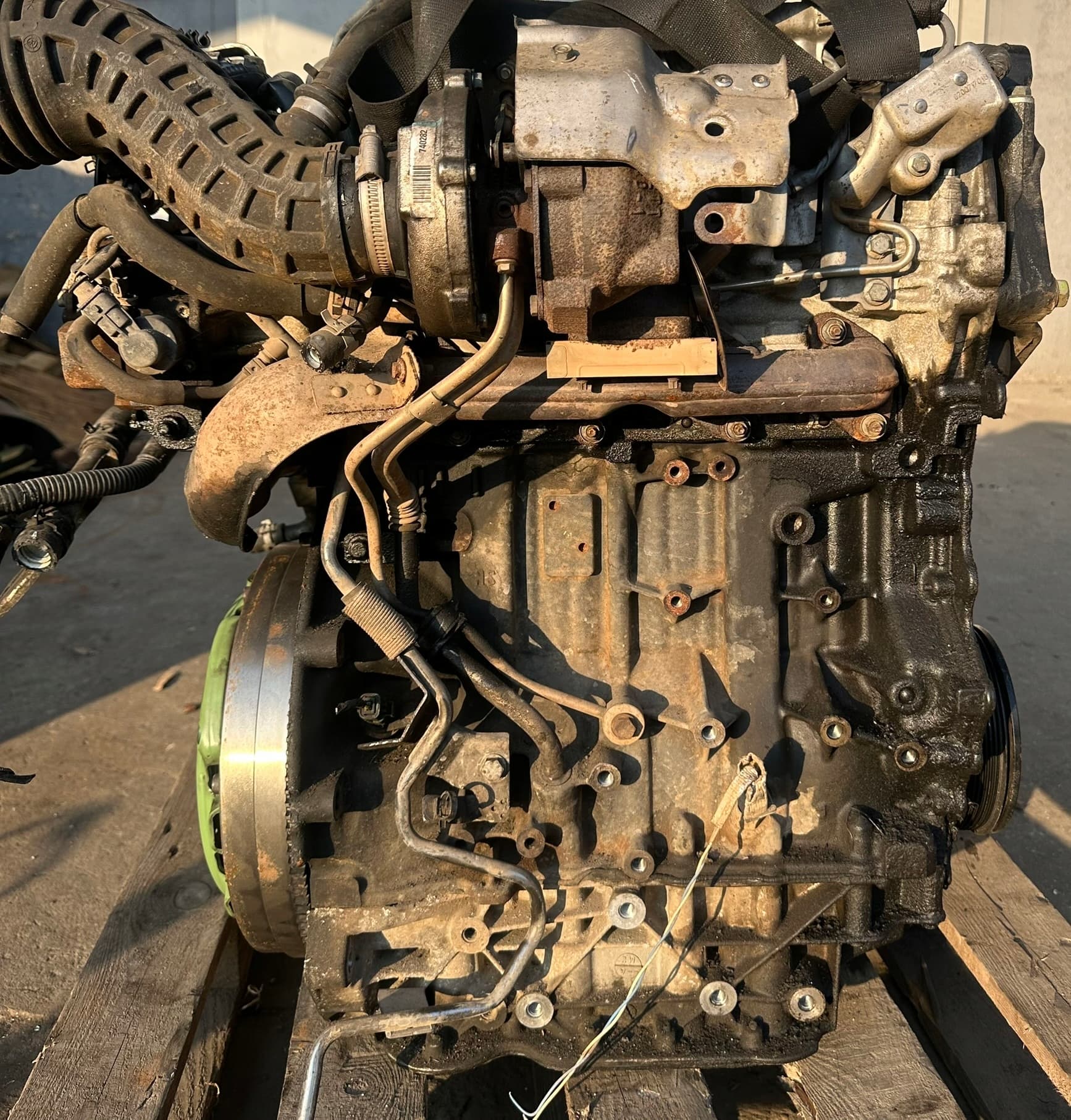 Moteur M9R 830 — vue 2