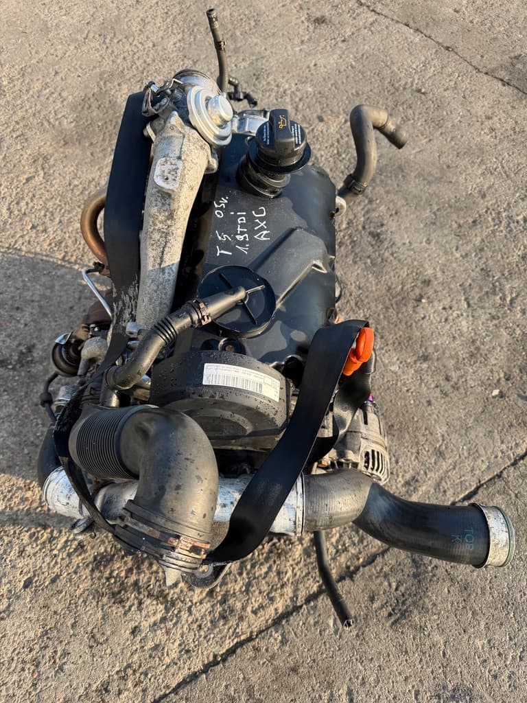 Moteur AXC — vue 2