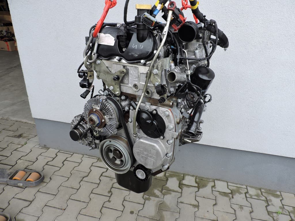 Moteur F1CGL411B — vue 4