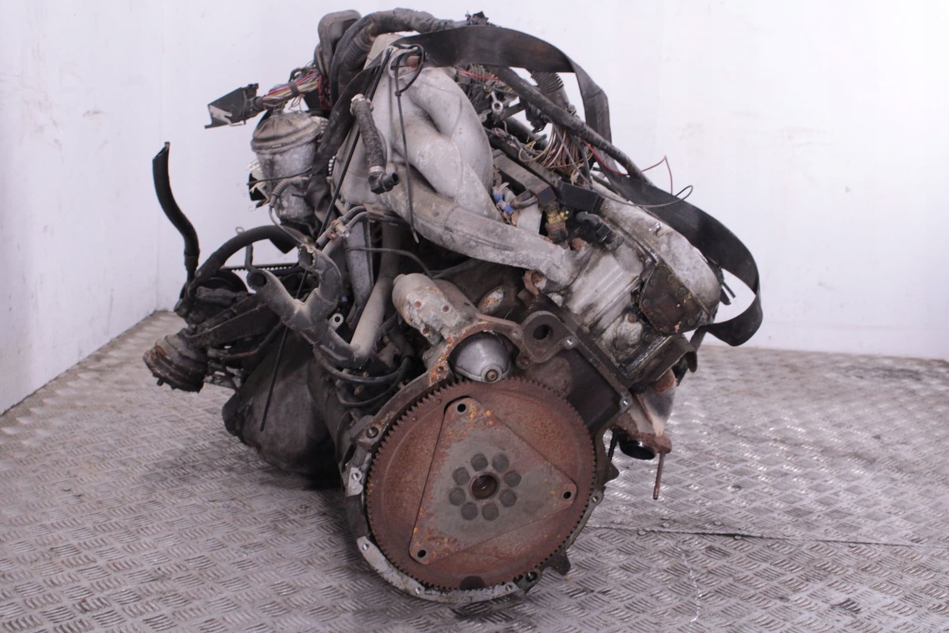 Moteur M30 B30 (306KA) — vue 4
