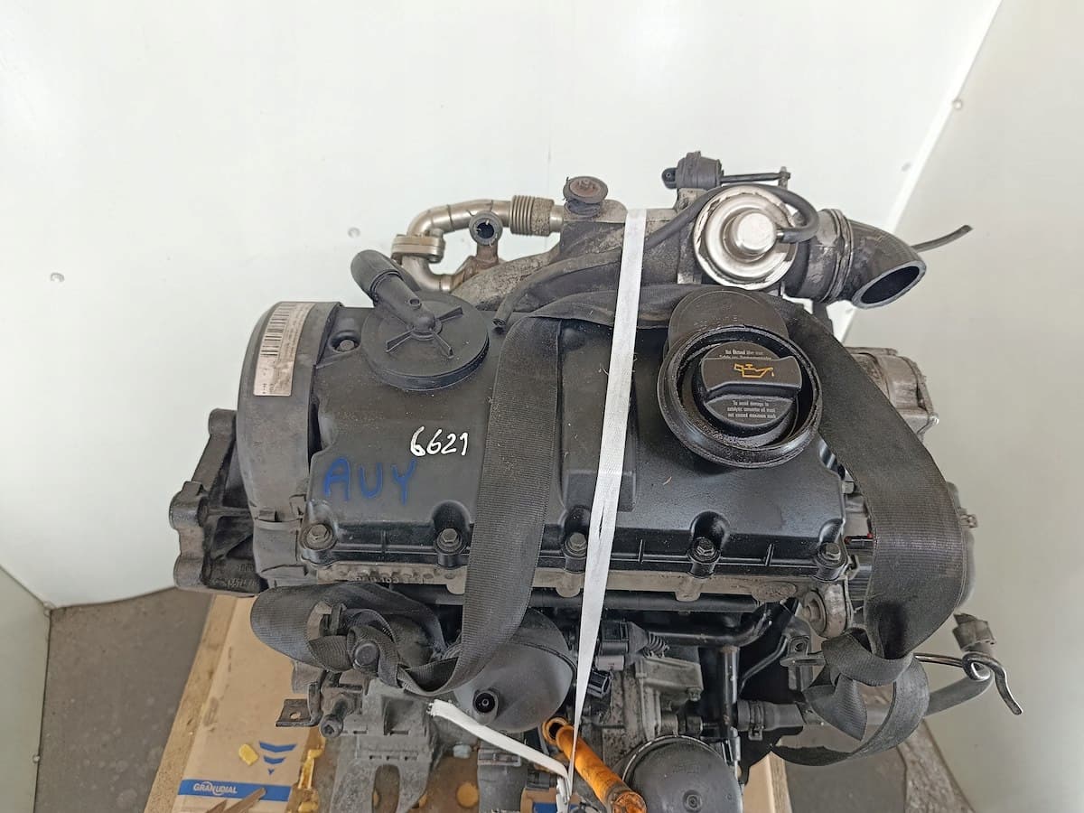 Moteur AUY — vue 3