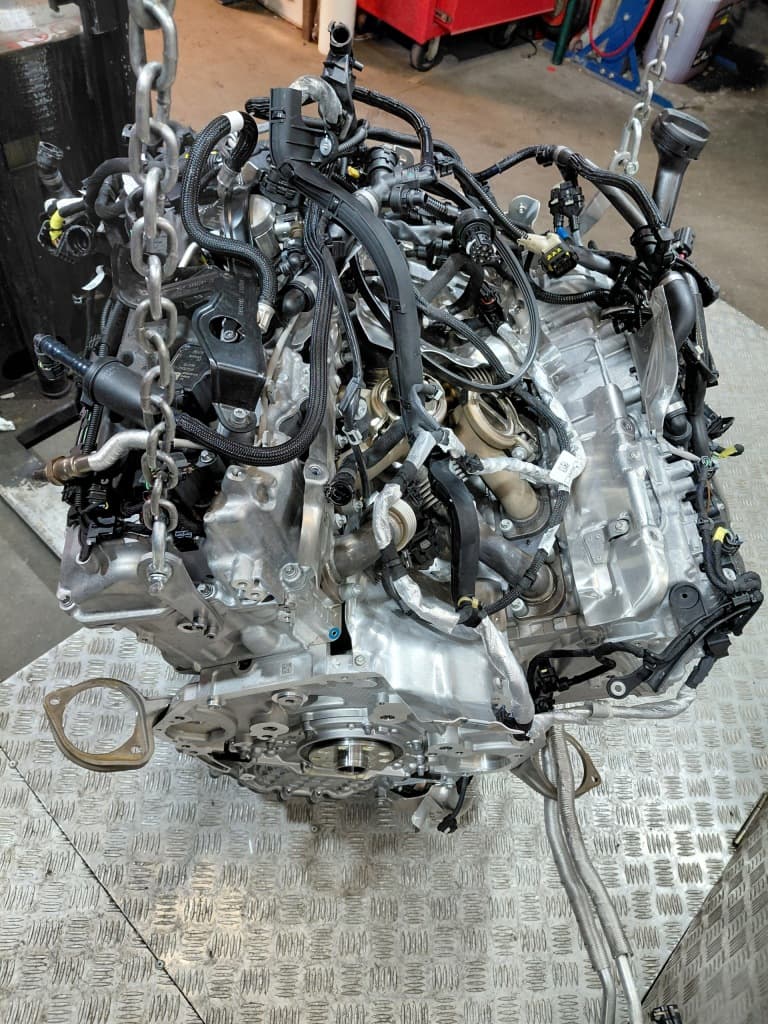Moteur S68 B44 A — vue 8