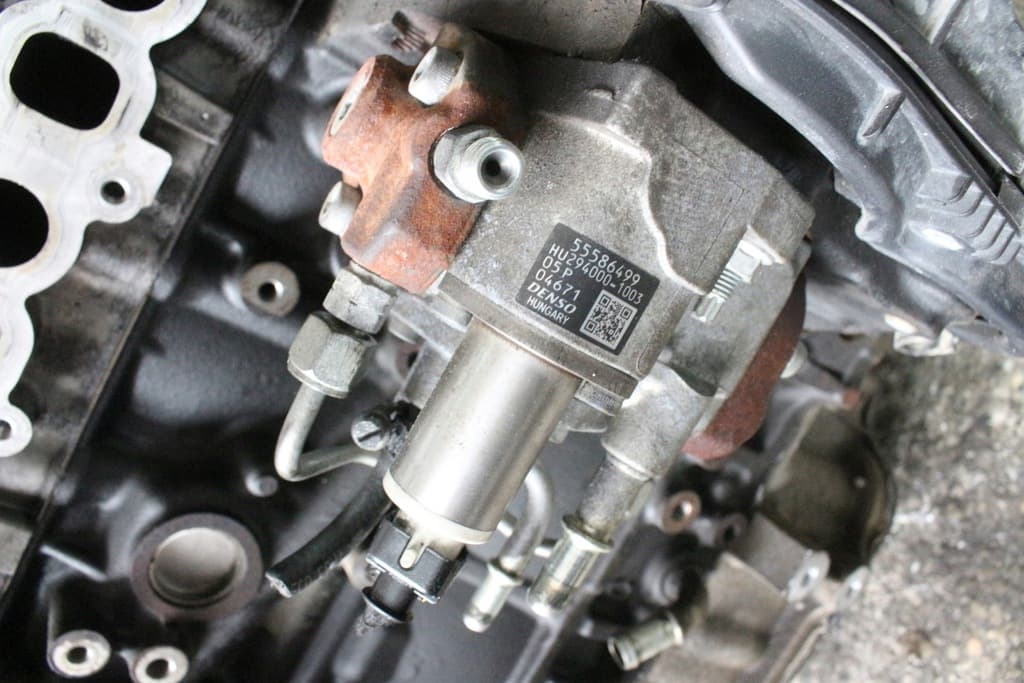 Moteur A 17 DTS — vue 4