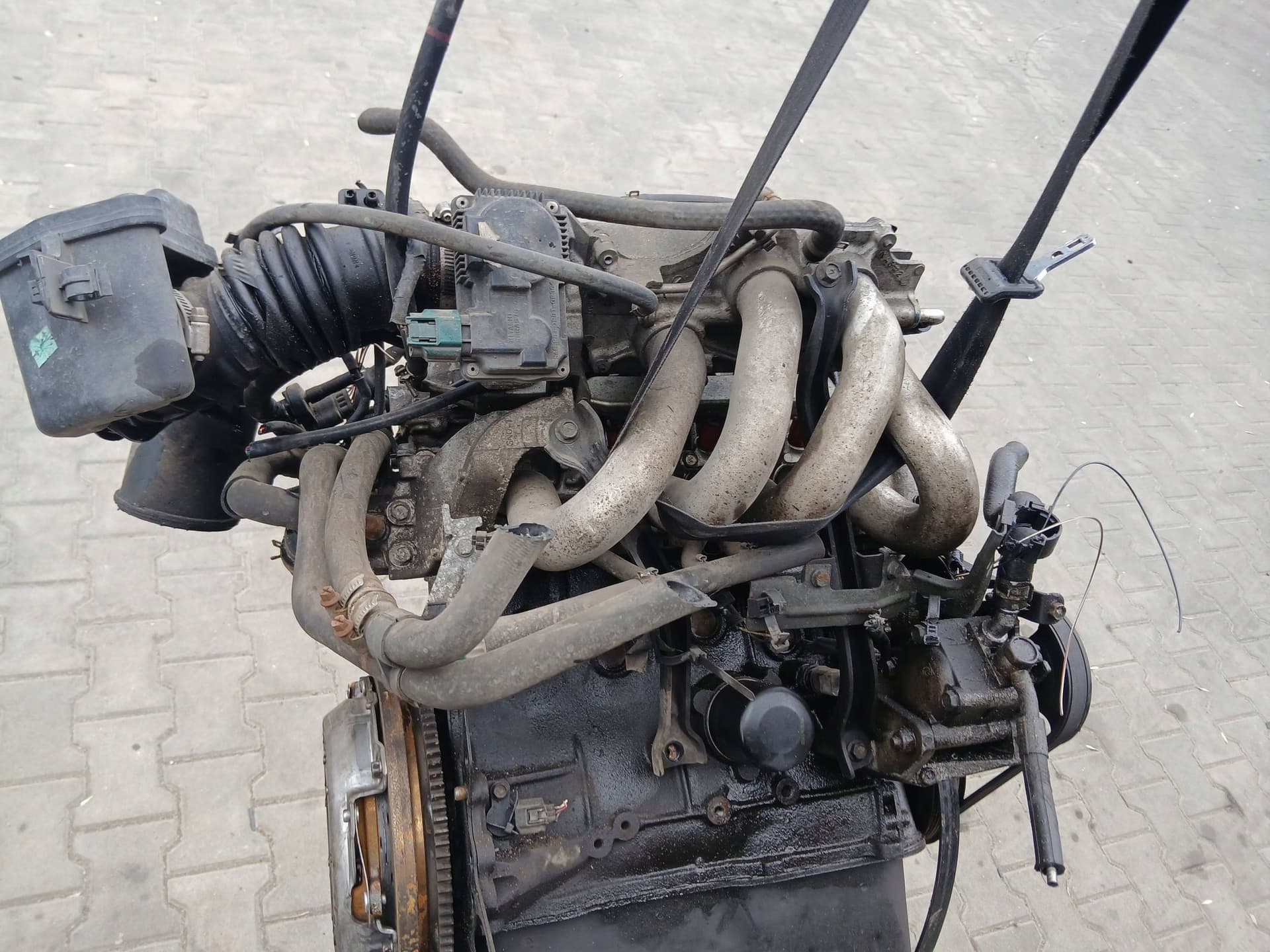 Moteur QG18DE — vue 5