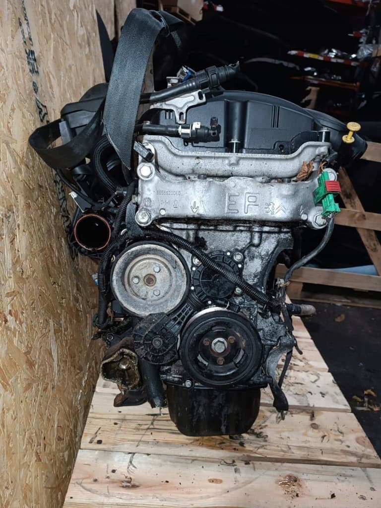 Moteur 5FX (EP6DT) — vue 2