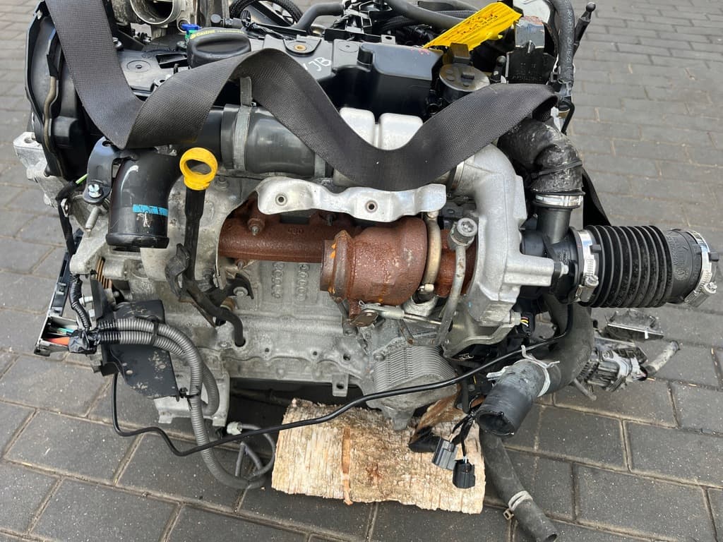 Moteur XUJB — vue 5