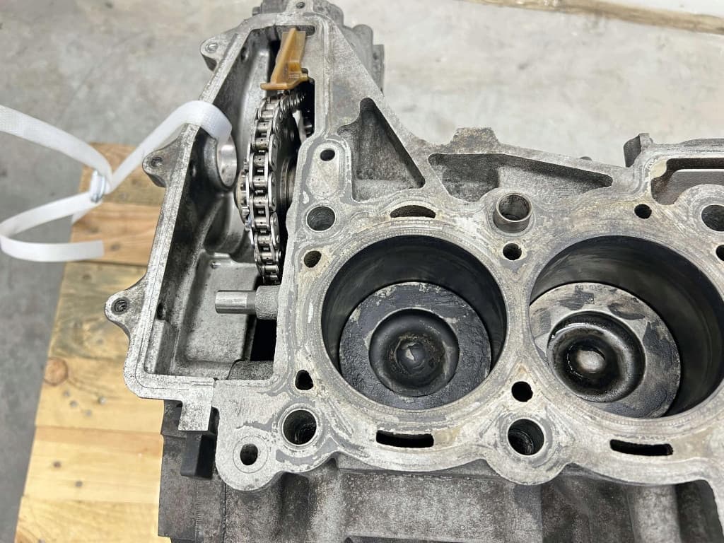 Moteur 204DTD(AJ20D4) — vue 6