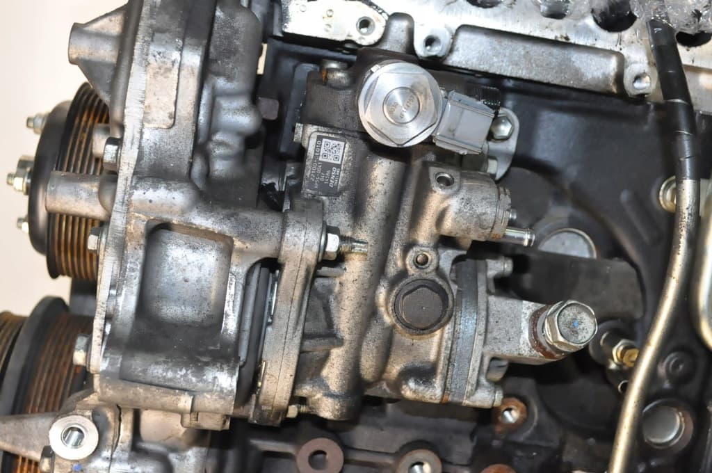 Moteur 2GD-FTV — vue 2