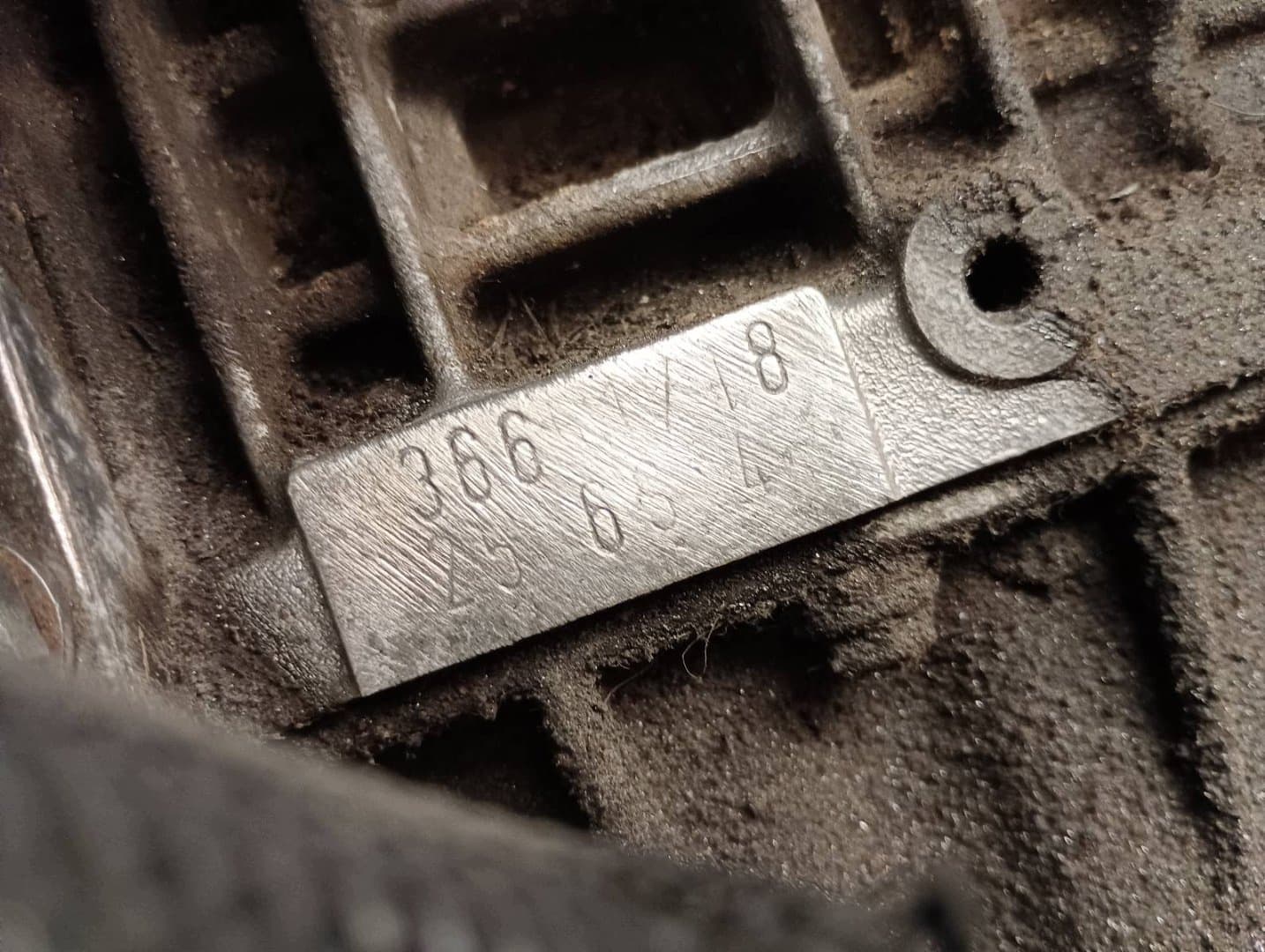 Moteur M54 B25 (256S5) — vue 3