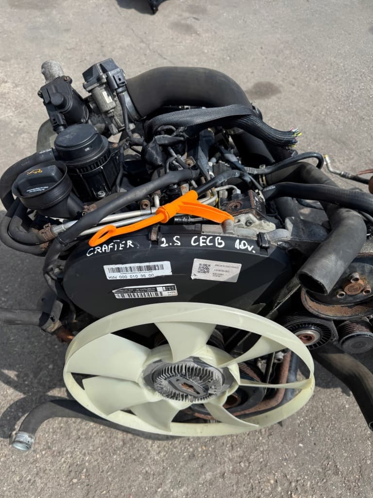 Moteur CECB pour Volkswagen Crafter 2.5 Diesel