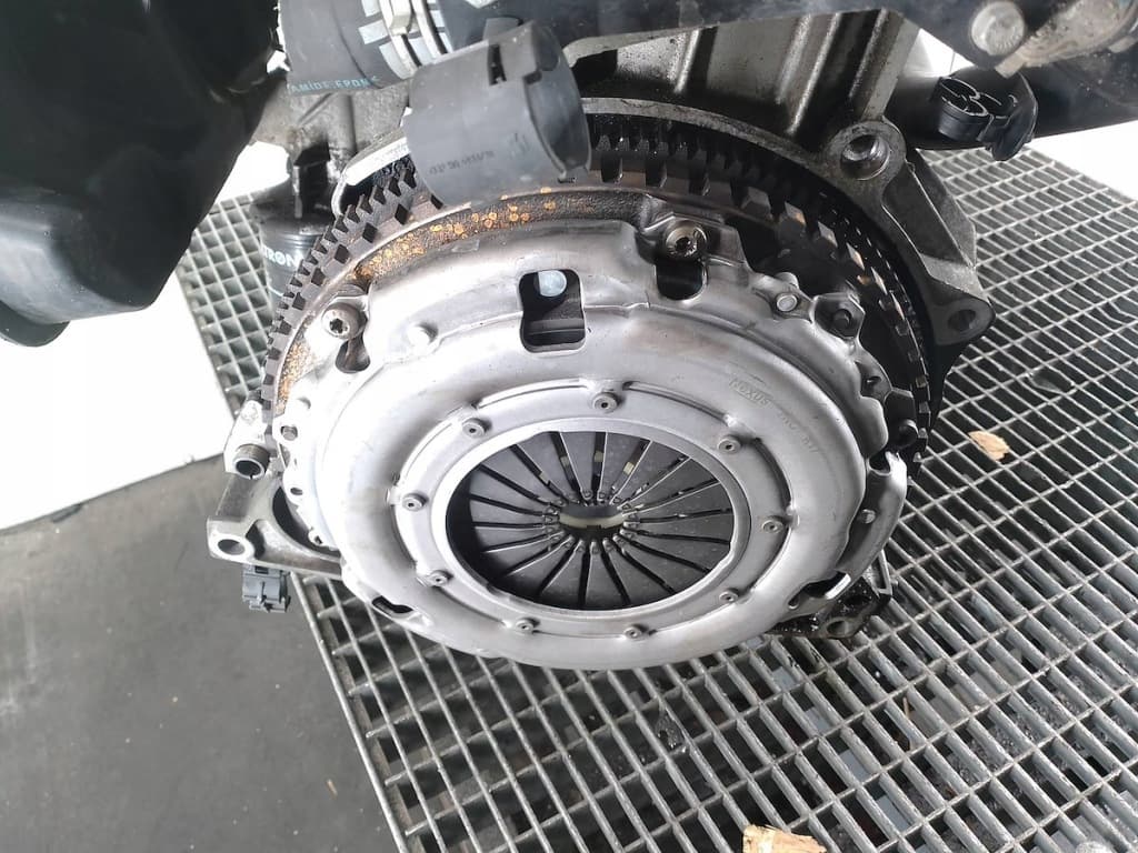 Moteur 6FZ (EW7J4) — vue 2