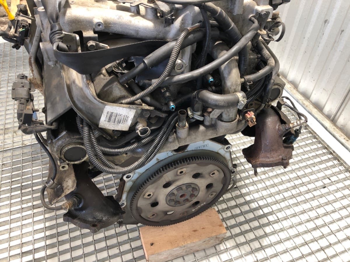 Moteur G6CU — vue 4