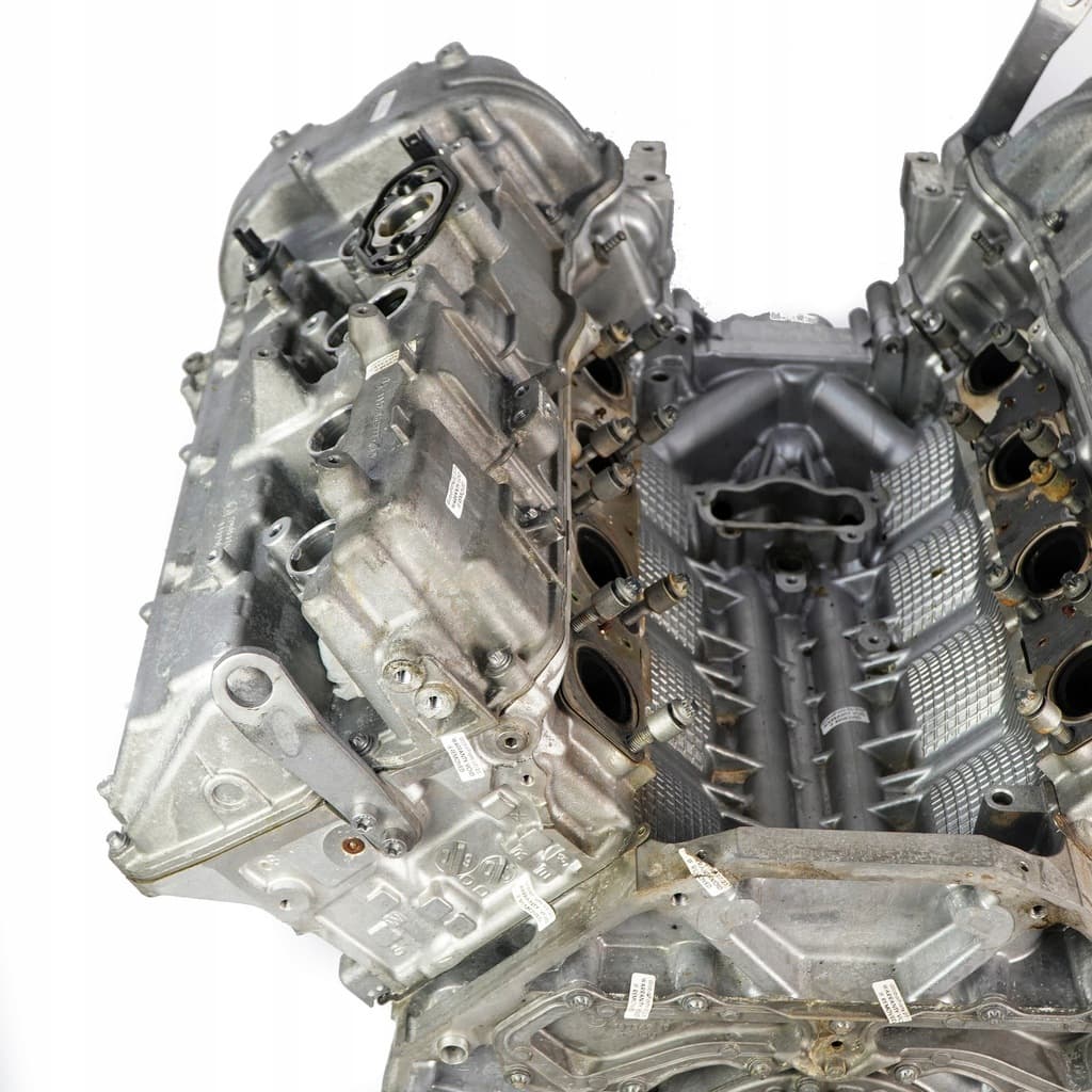 Moteur S63 B44 B — vue 8