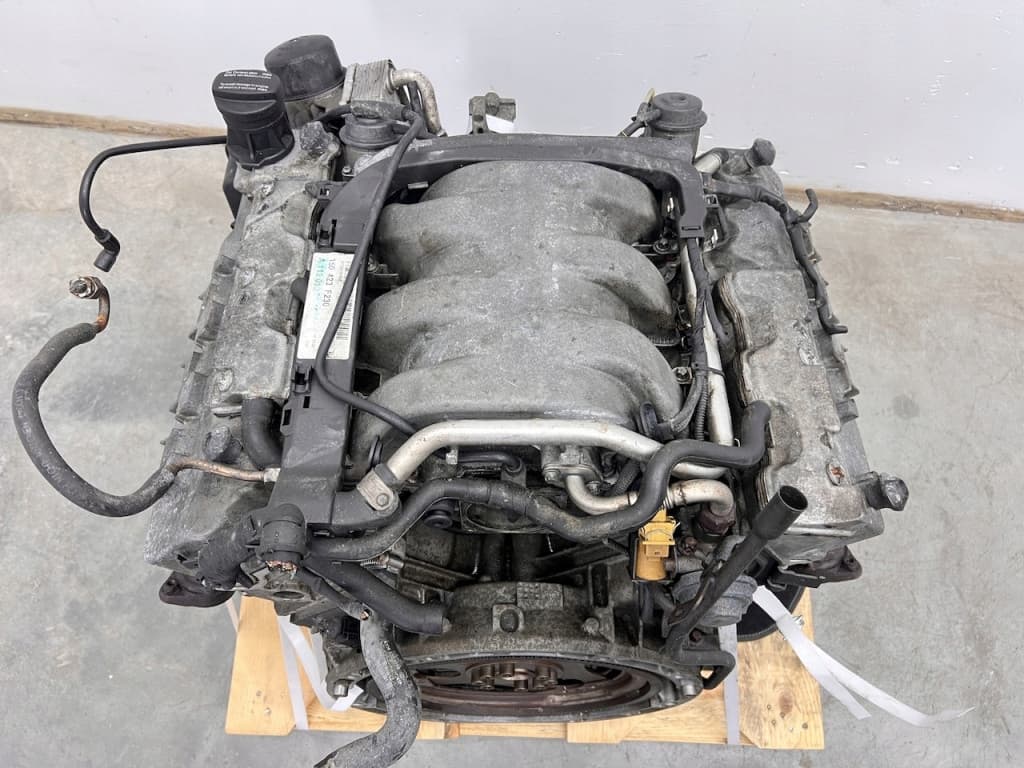 Moteur M 112.973 — vue 11