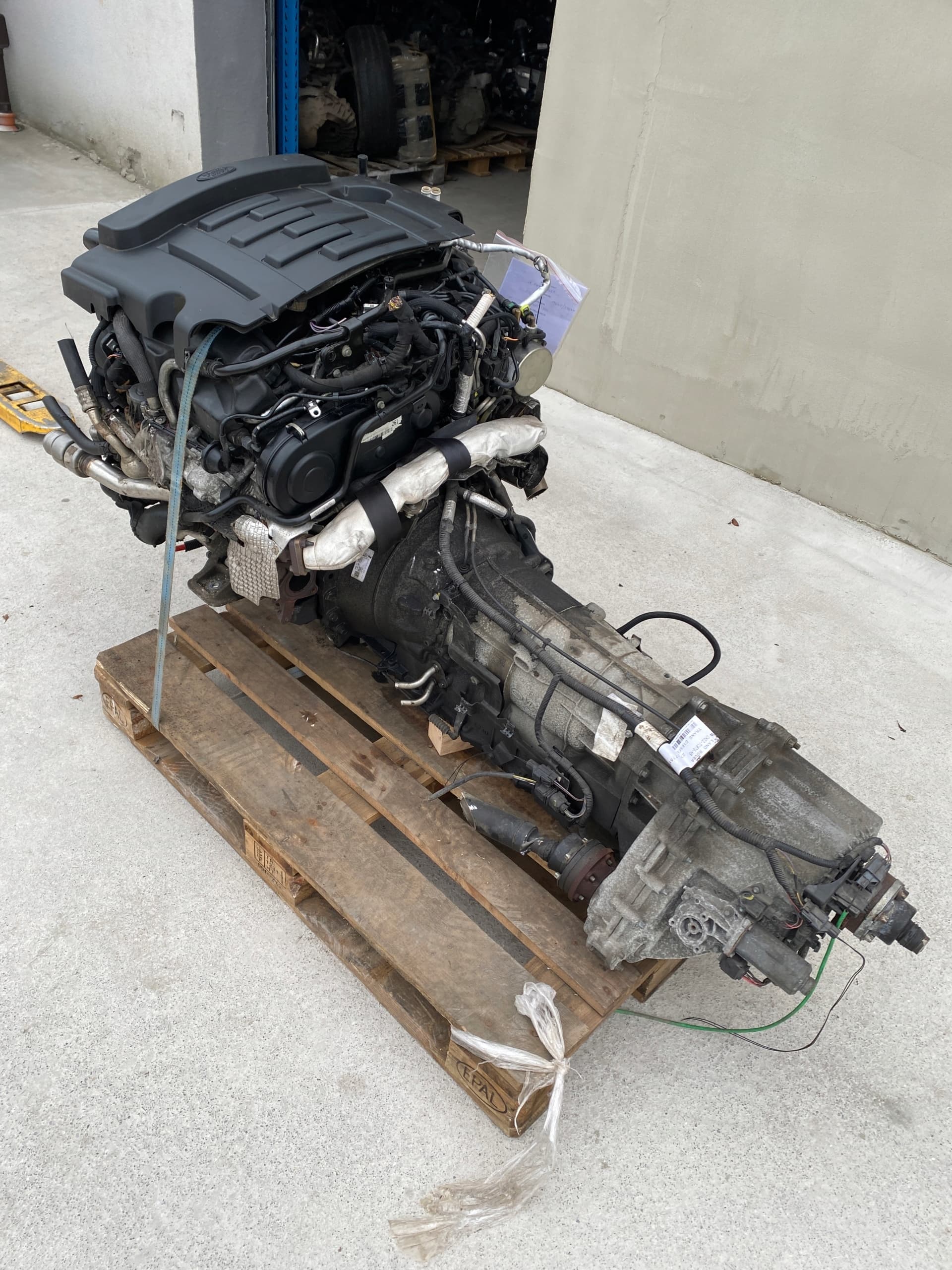 Moteur 306DT — vue 6