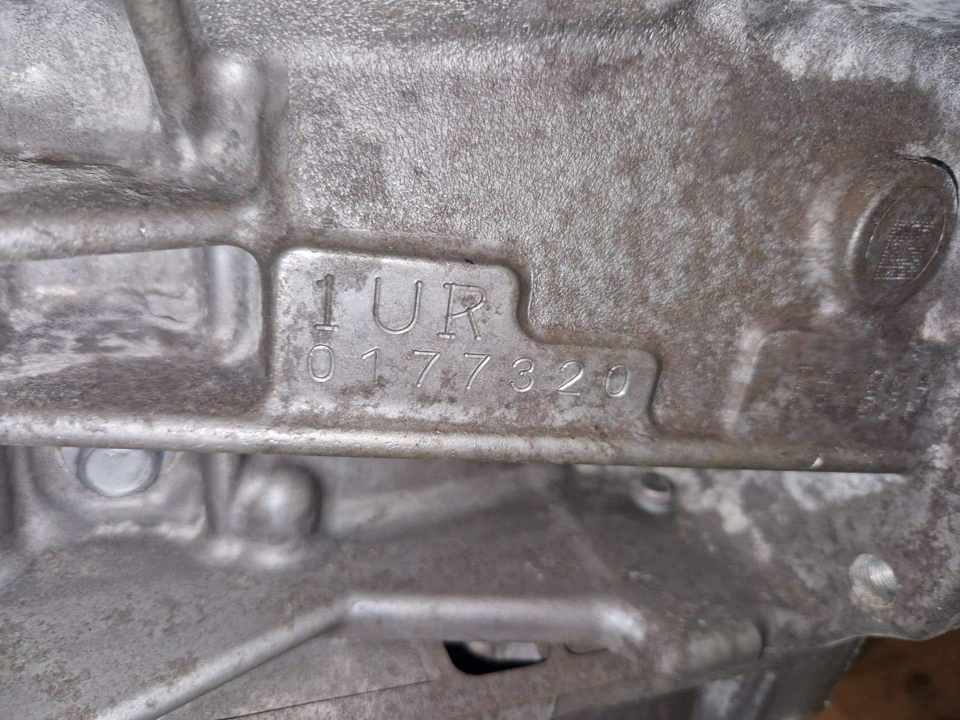 Moteur 1UR-FE — vue 7