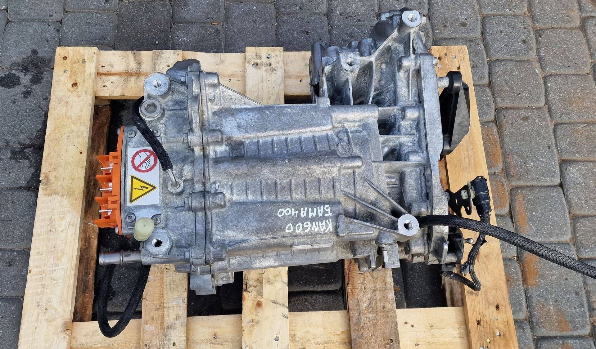 Moteur 5AM 400 - Image 1