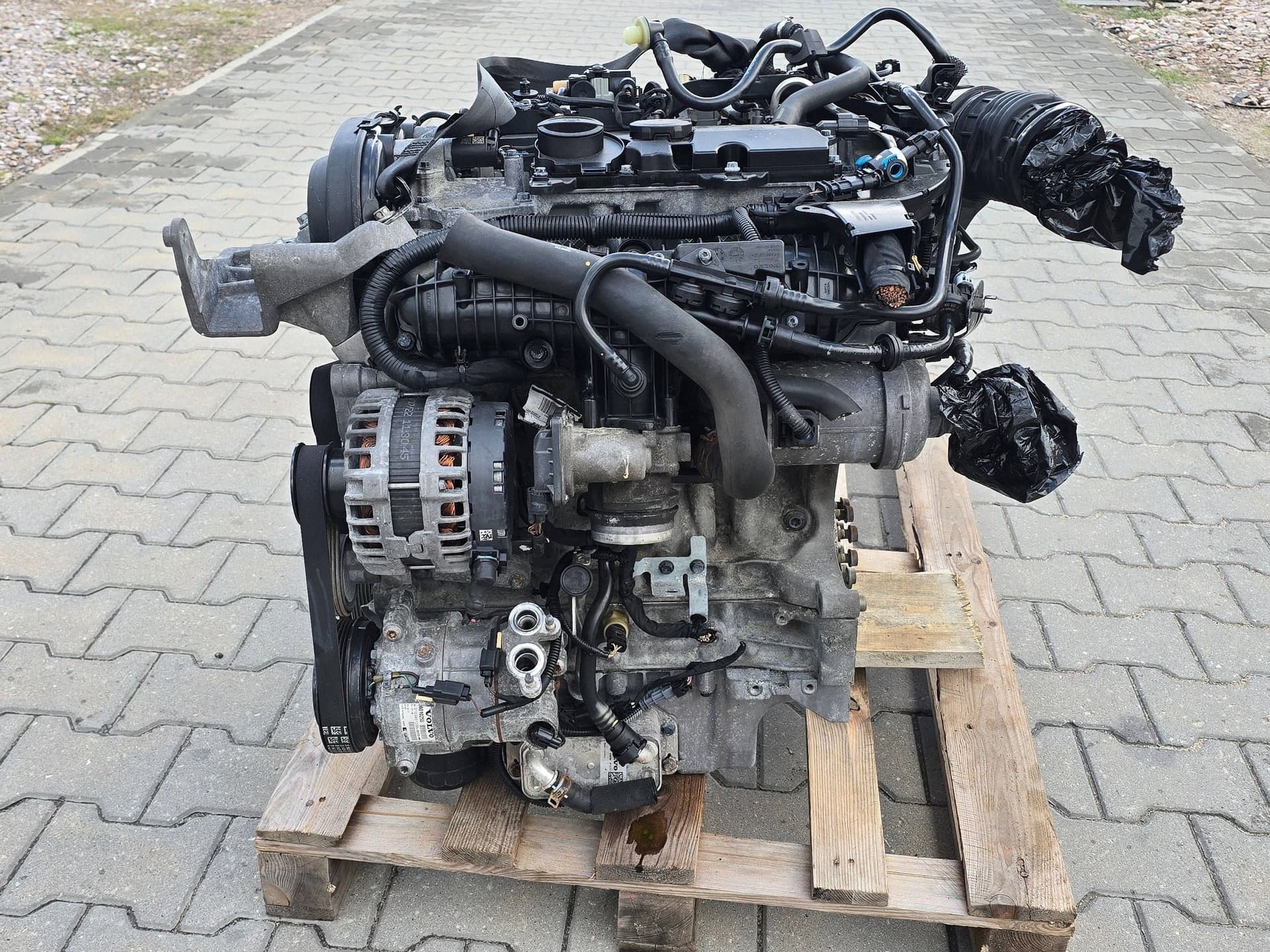 Moteur B 4204 T29 — vue 3