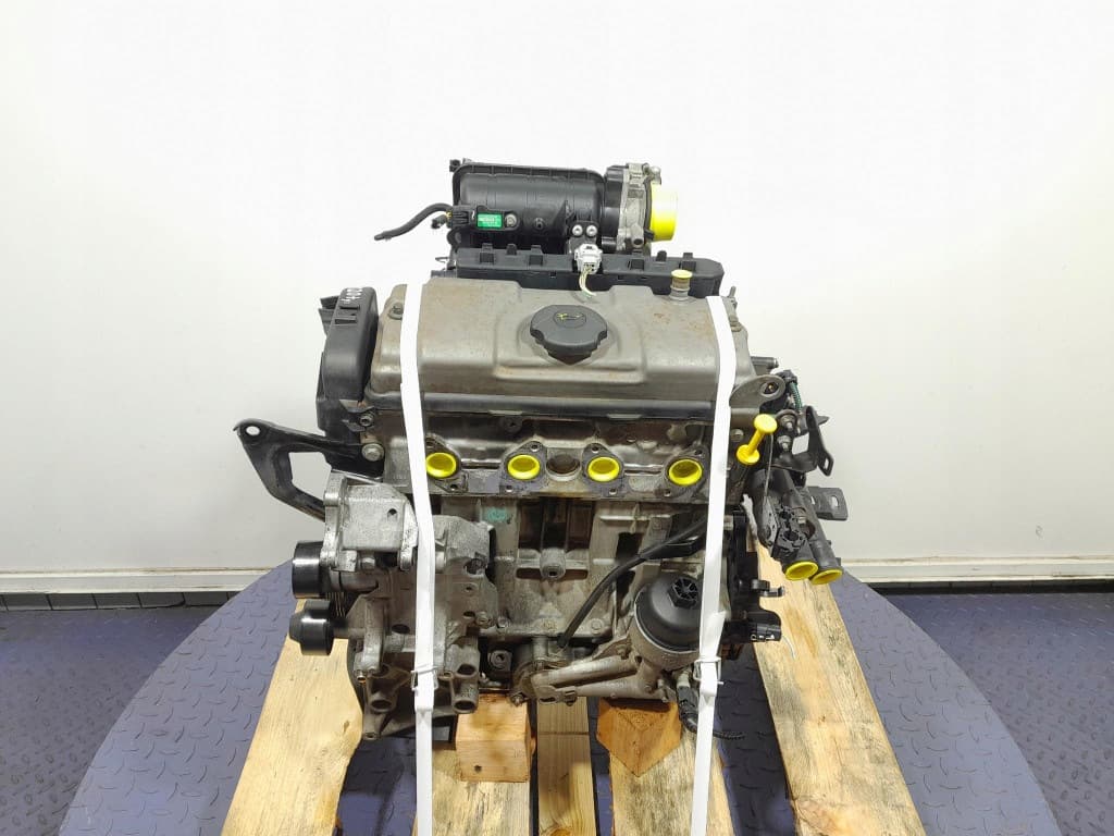 Moteur KFW (TU3A) — vue 2