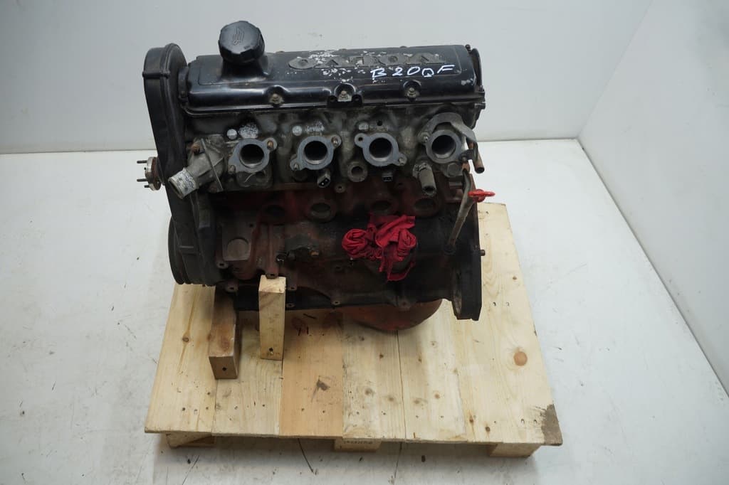 Moteur B 200 F pour Volvo 740