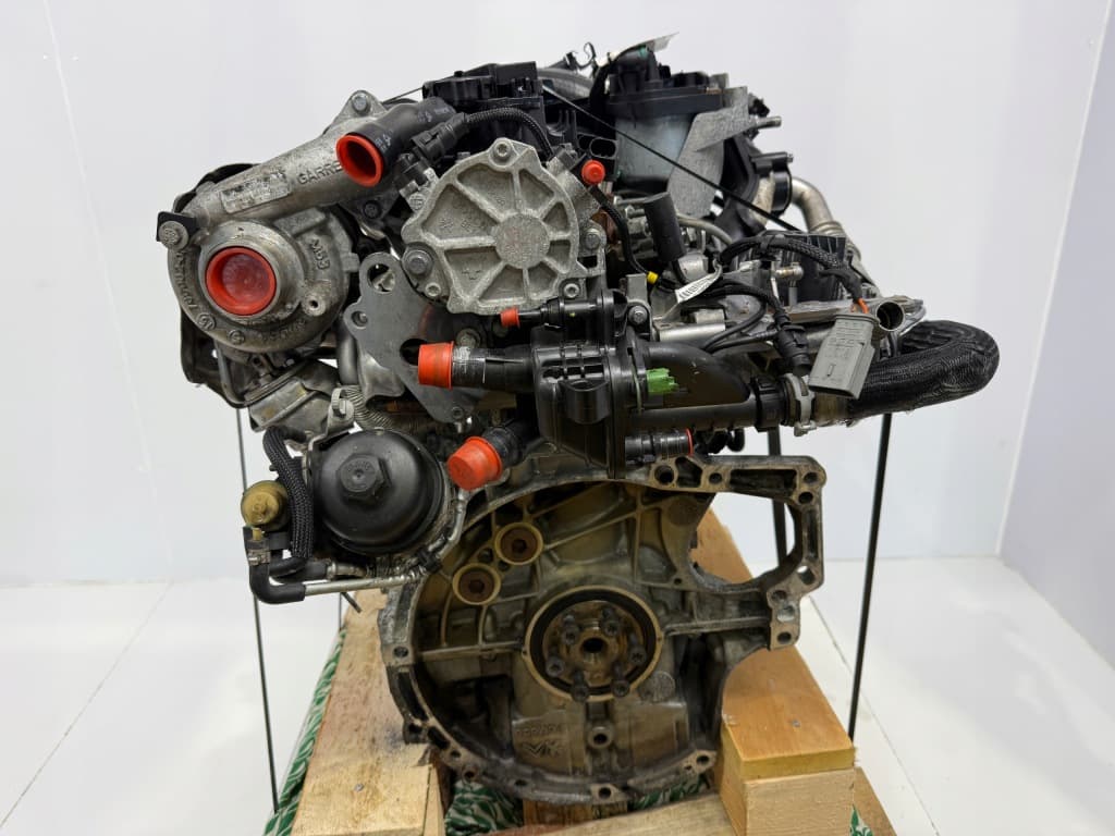 Moteur 9HD — vue 4